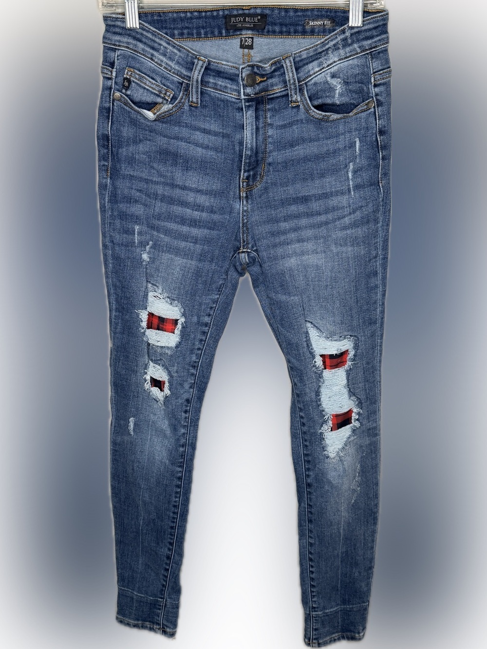 Judy Blue Skinny Fit Destroyed Jeans